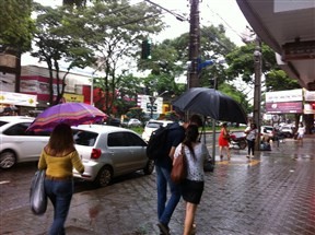 Chuva continua neste fim de ano em Maringá